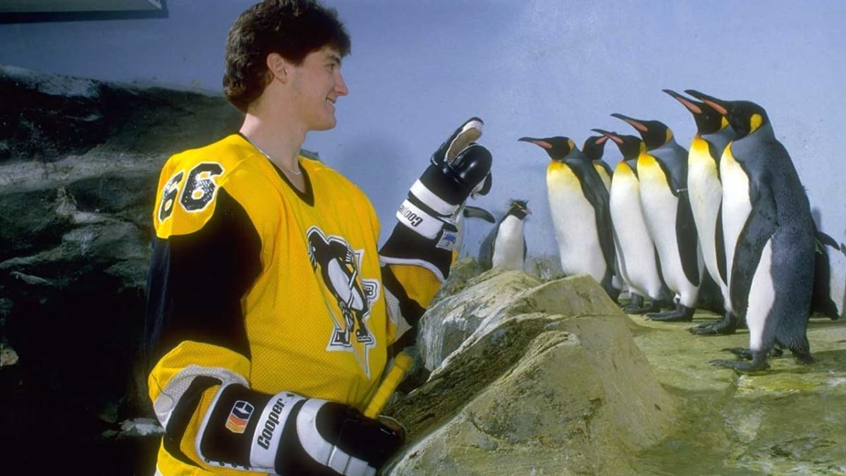 1984 THN cover story on Mario Lemieux. “Can he salvage the