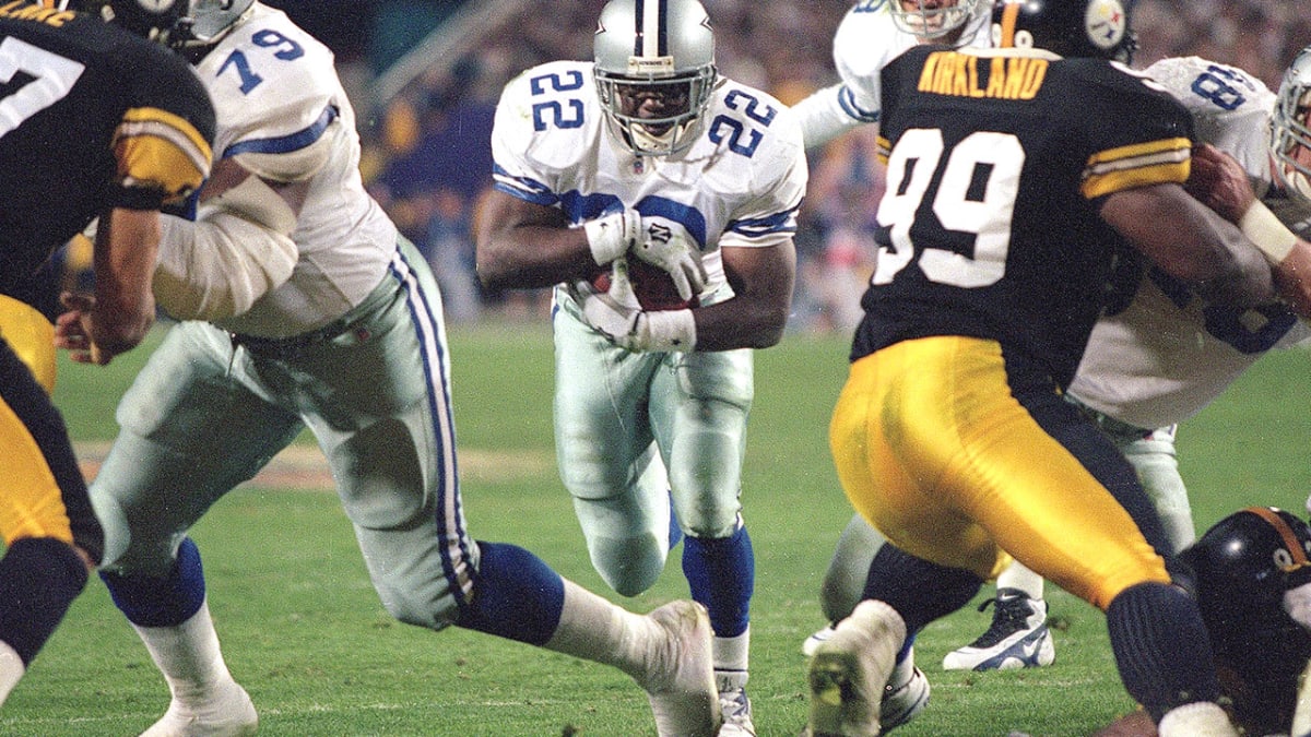 Emmitt Smith The Cowboys RB is chasing down his goals Sports