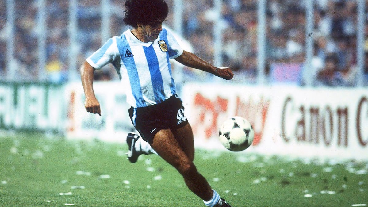 Diego maradona hot sale soccer