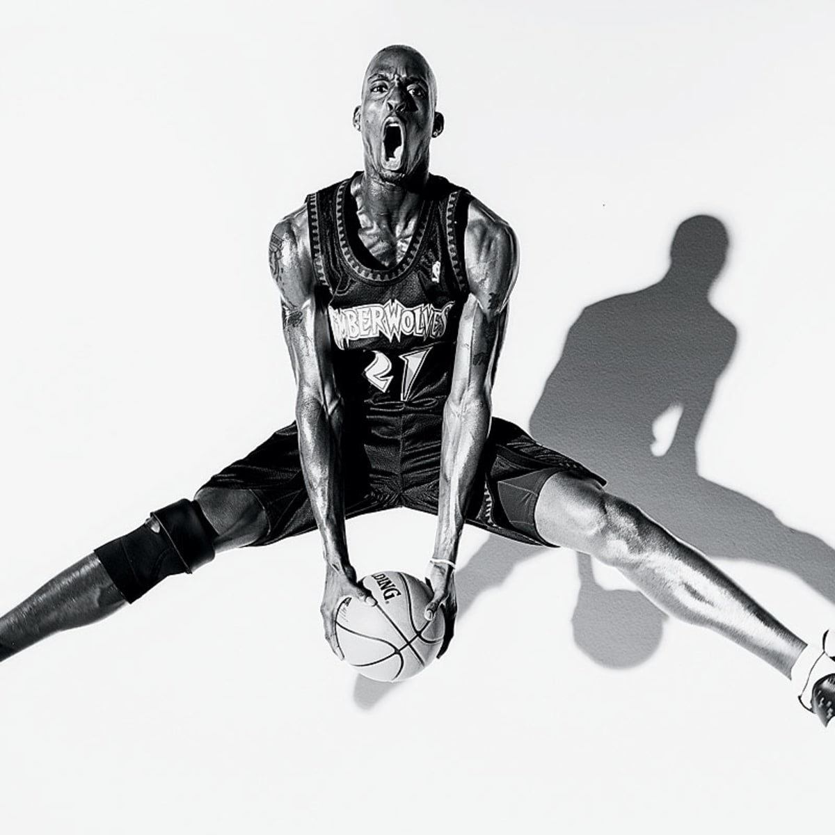 Nike Knicks On Court 22-23 Black Practice Tee