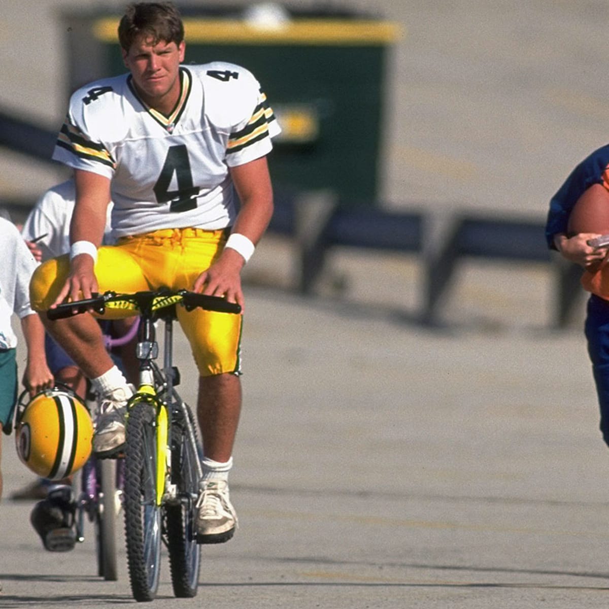 Traditional bike ride returns to Packers training camp