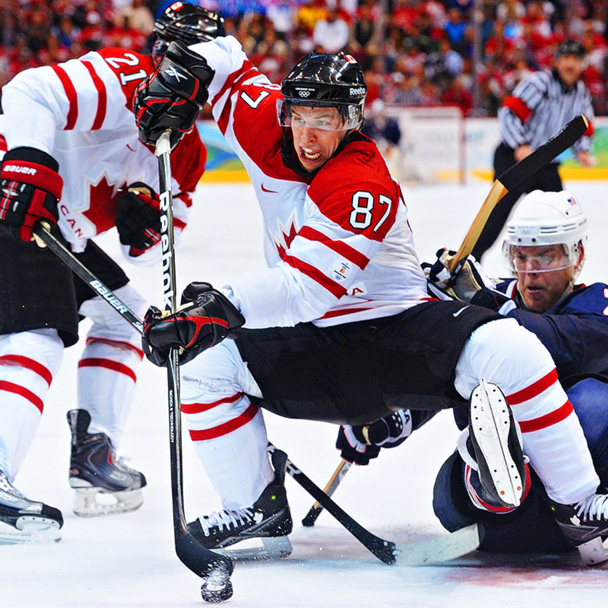 Sidney Crosby's golden goal lifts Canada in epic 2010 gold medal final