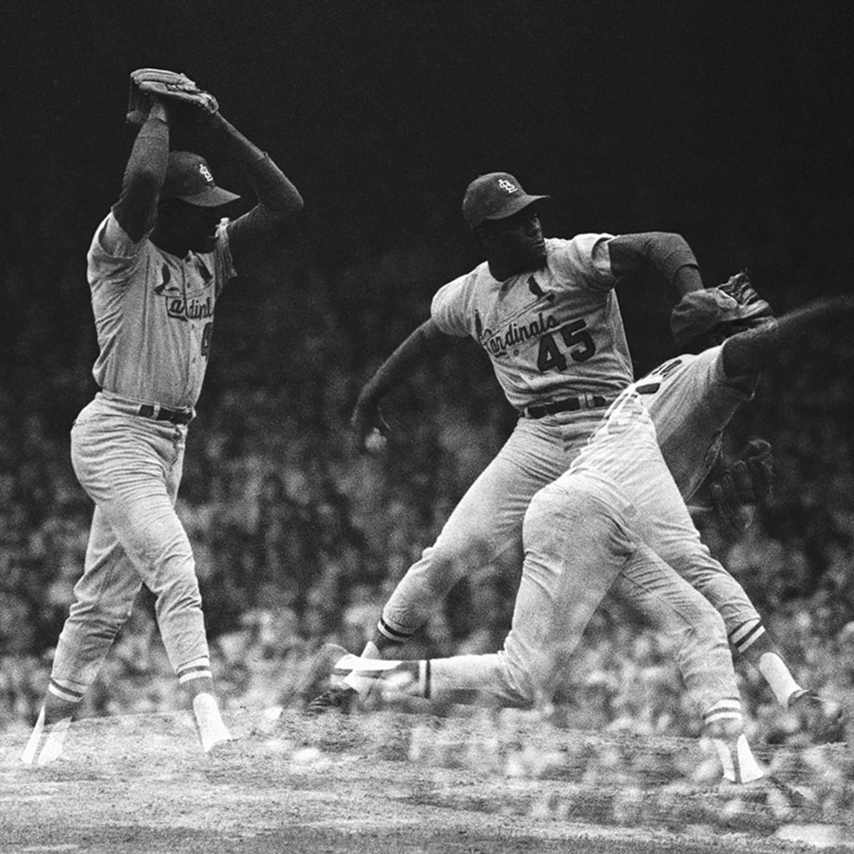 In a year of assassinations, an angry Bob Gibson pitched his way into the  record books