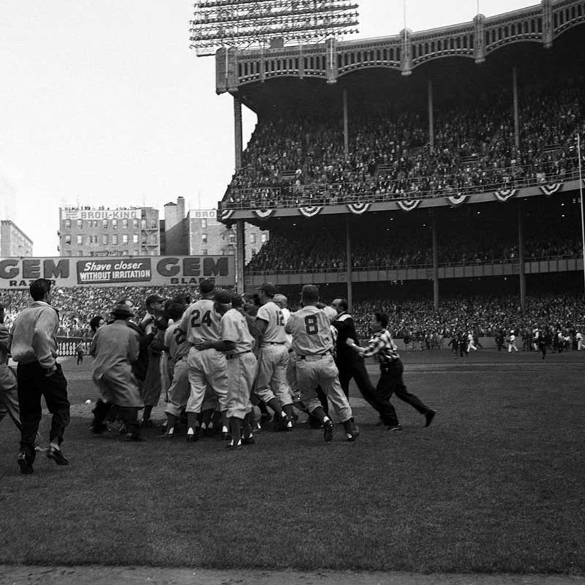 1955 Brooklyn Dodgers World Champions Team Photo - Row One Brand
