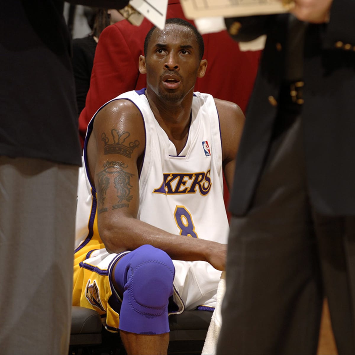 Top Moments: Kobe Bryant drops 81 points on Raptors in 2006