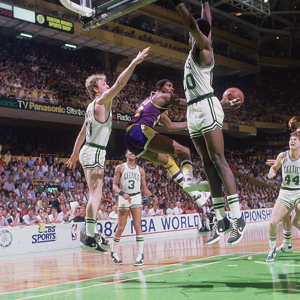 Boston Celtics vs Los Angeles Lakers Larry Bird and Magic Johnson