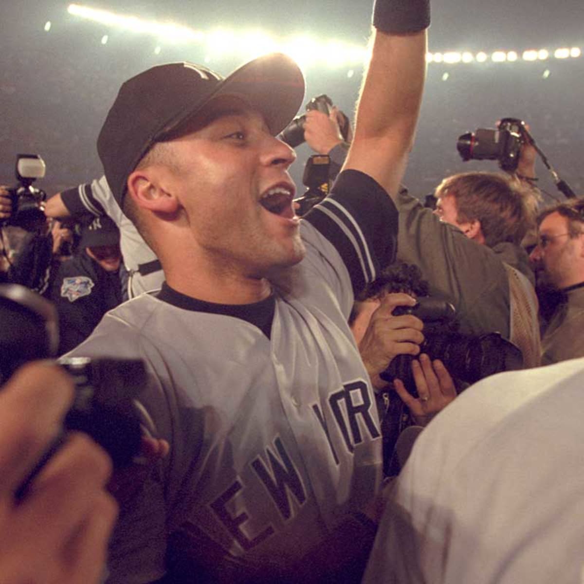Jeter named World Series MVP while capturing fourth ring