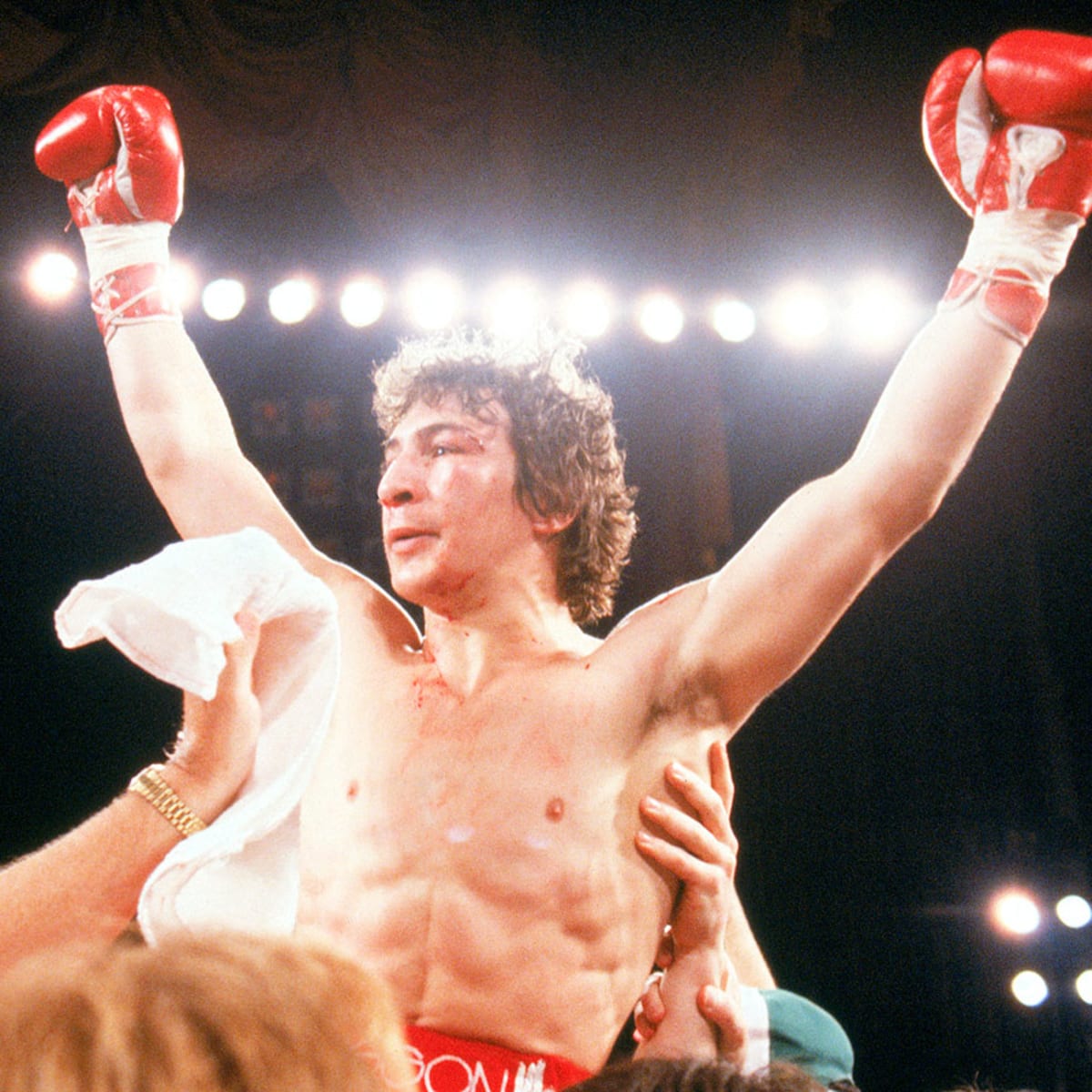 Boom Boom Booms Lightweight Champ Ray Mancini Wins Big Sports