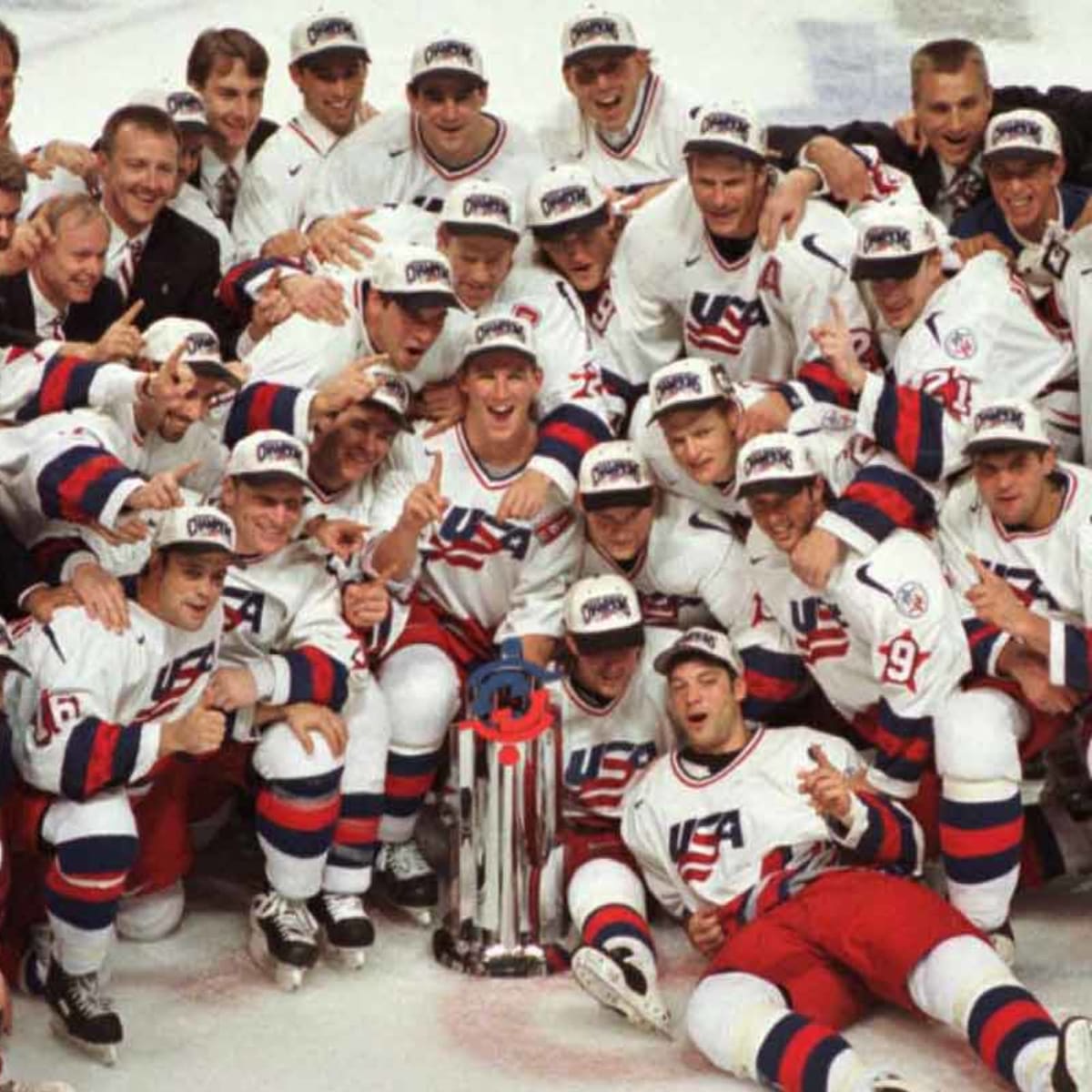 Gretzky, Hull, Brodeur, Richter… Is the 1996 World Cup of Hockey