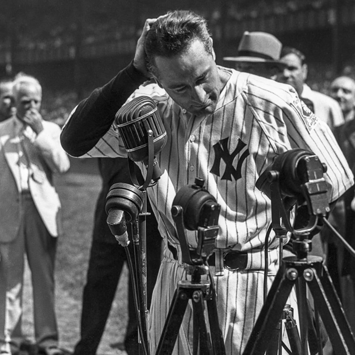 See Lou Gehrig giving his farewell speech in color for the first time