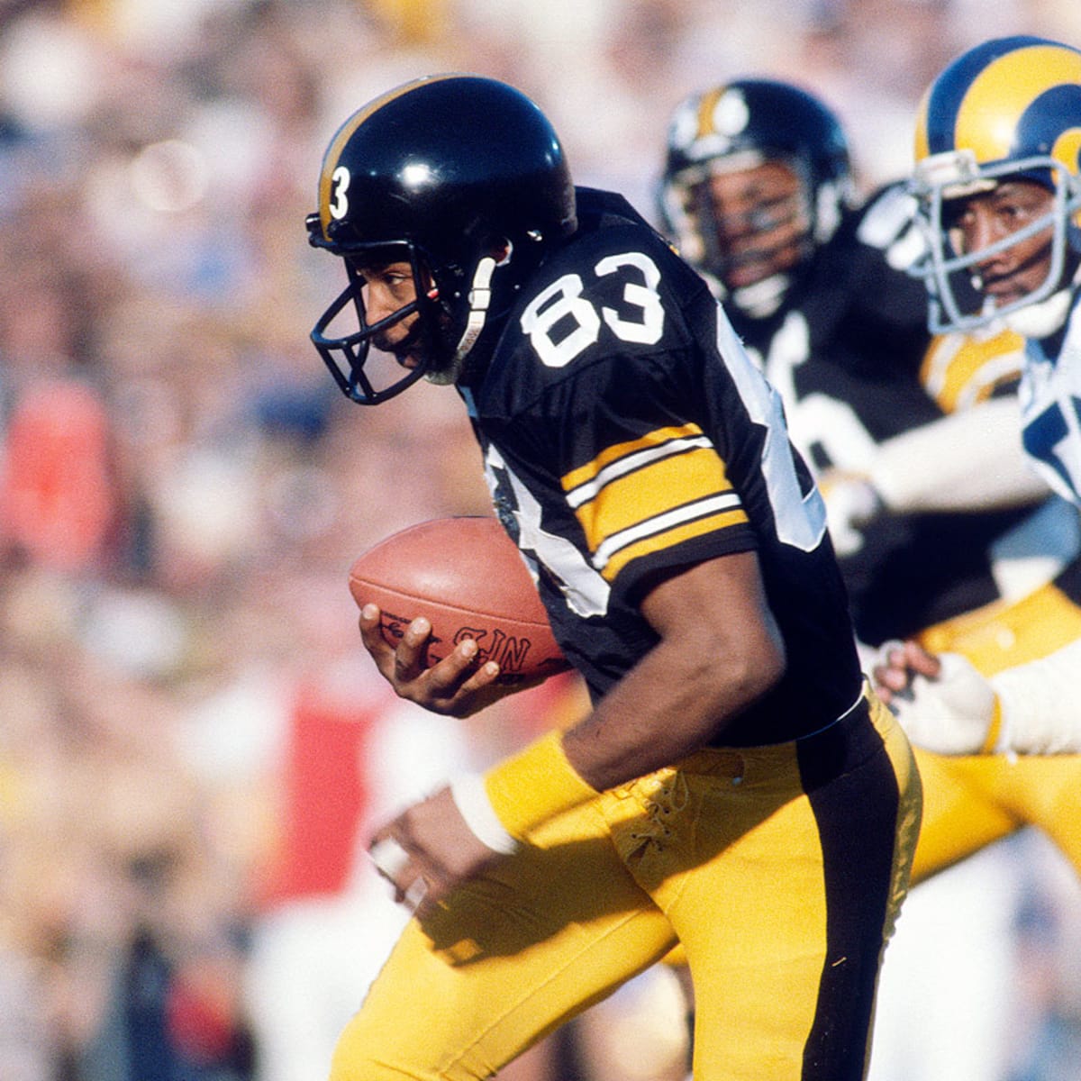Pittsburgh Steelers win Super Bowl XIV over Los Angeles Rams