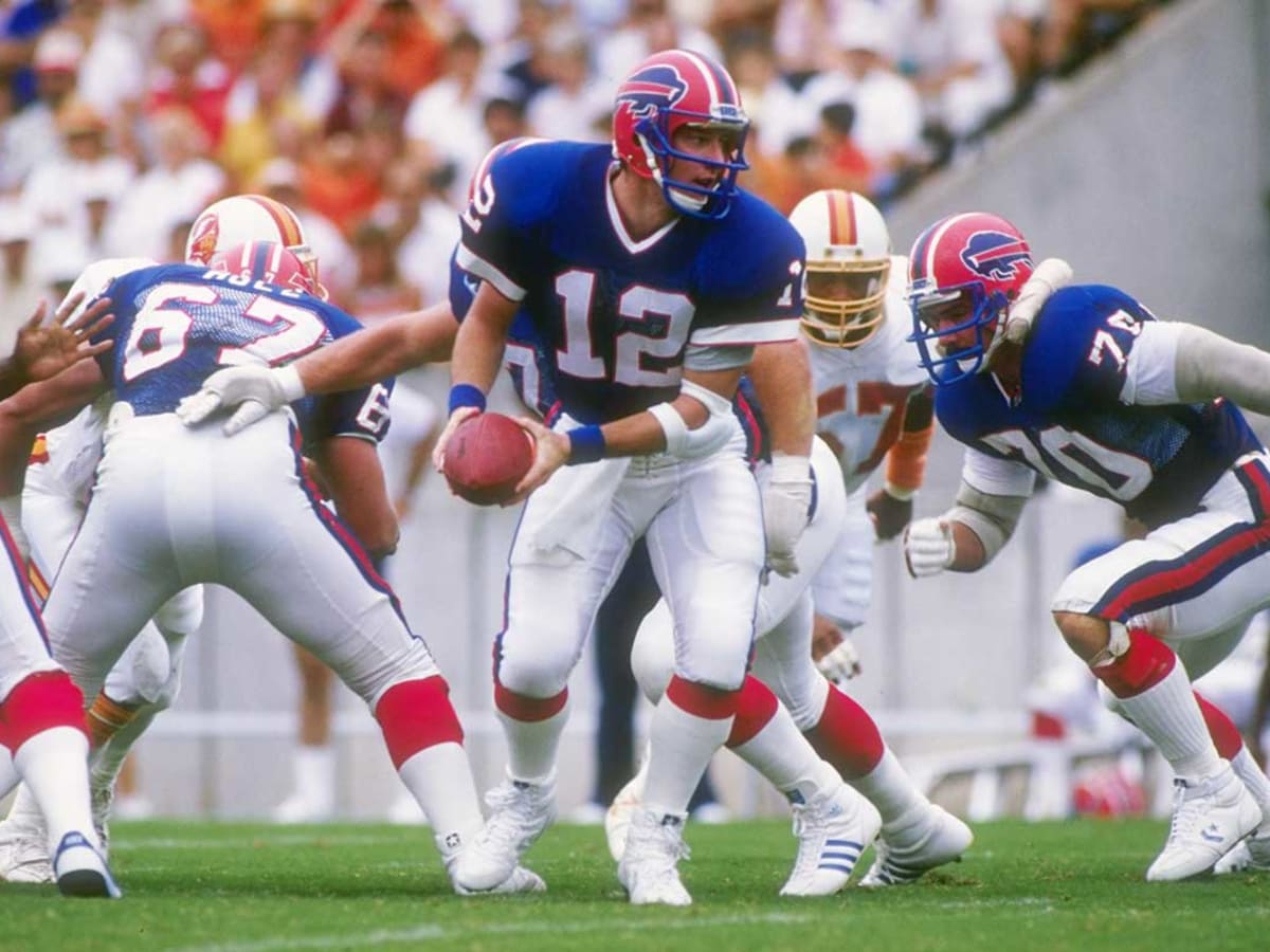 Buffalo Bills on X: On this date in 1986: QB Jim Kelly signs his