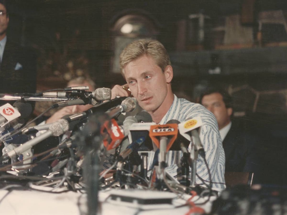 25 years ago, Wayne Gretzky was traded - NBC Sports