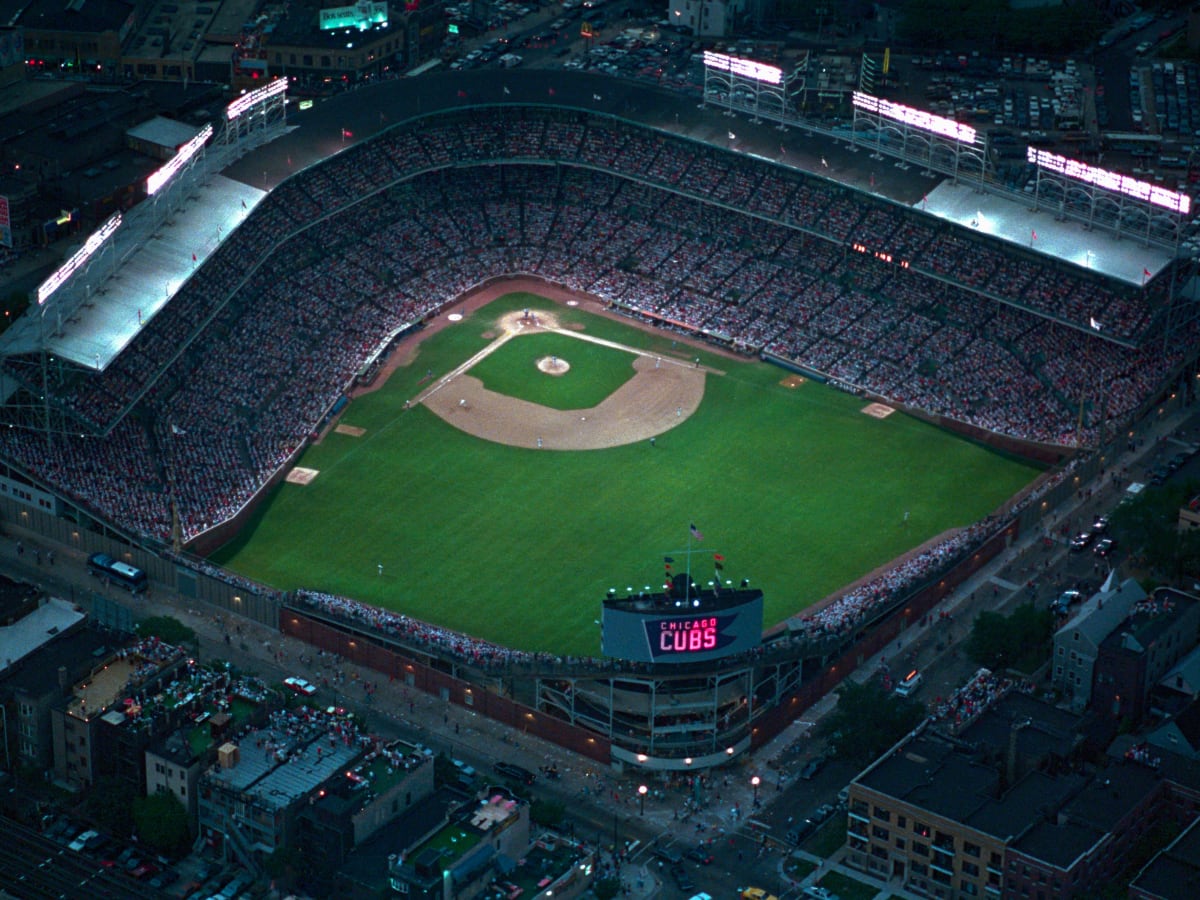 Wrigley Field finally gets lights: Remembering 8/8/88 - Sports Illustrated  Vault