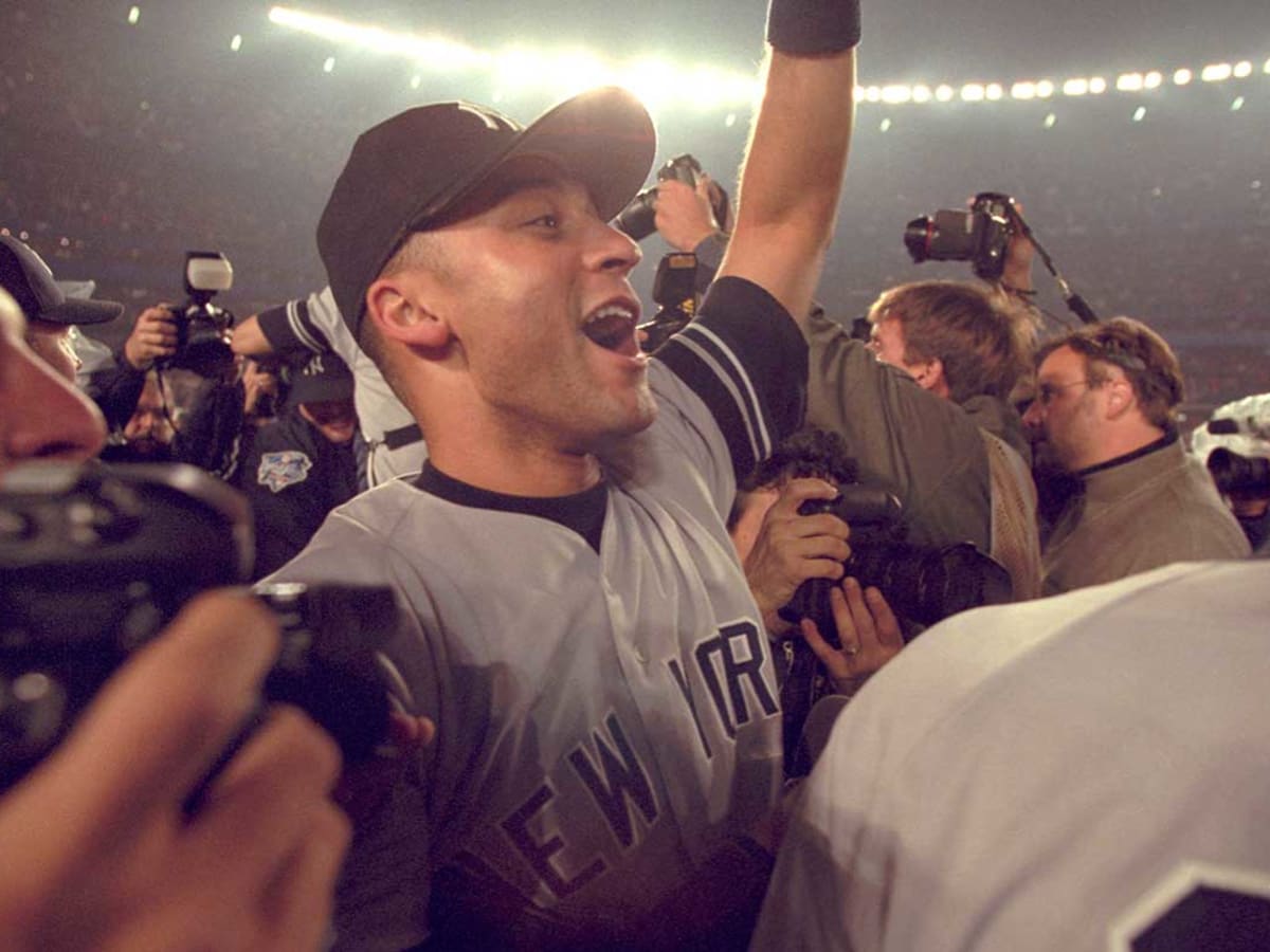 Derek Jeter Says He'd Have Left NYC If Yankees Lost to Mets in