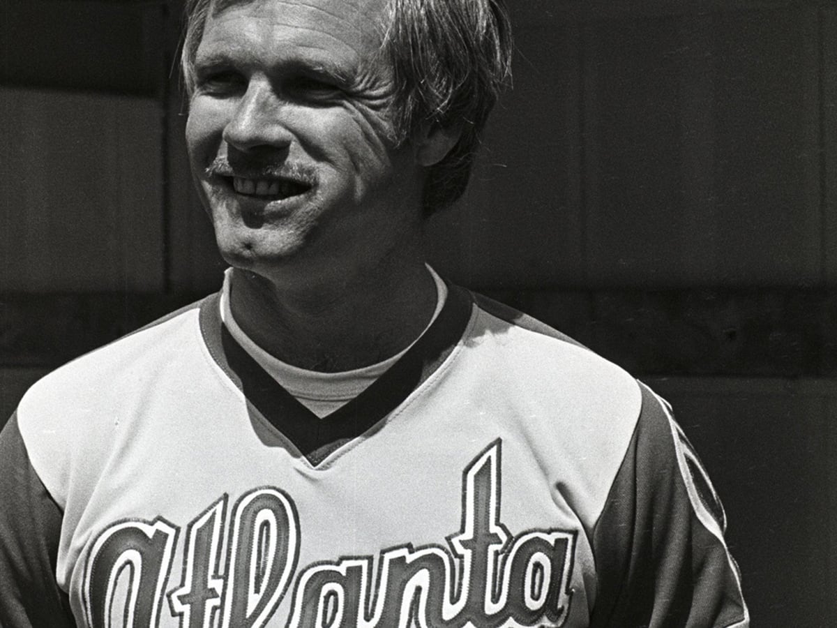 Atlanta Braves owner Ted Turner decides to take the managerial