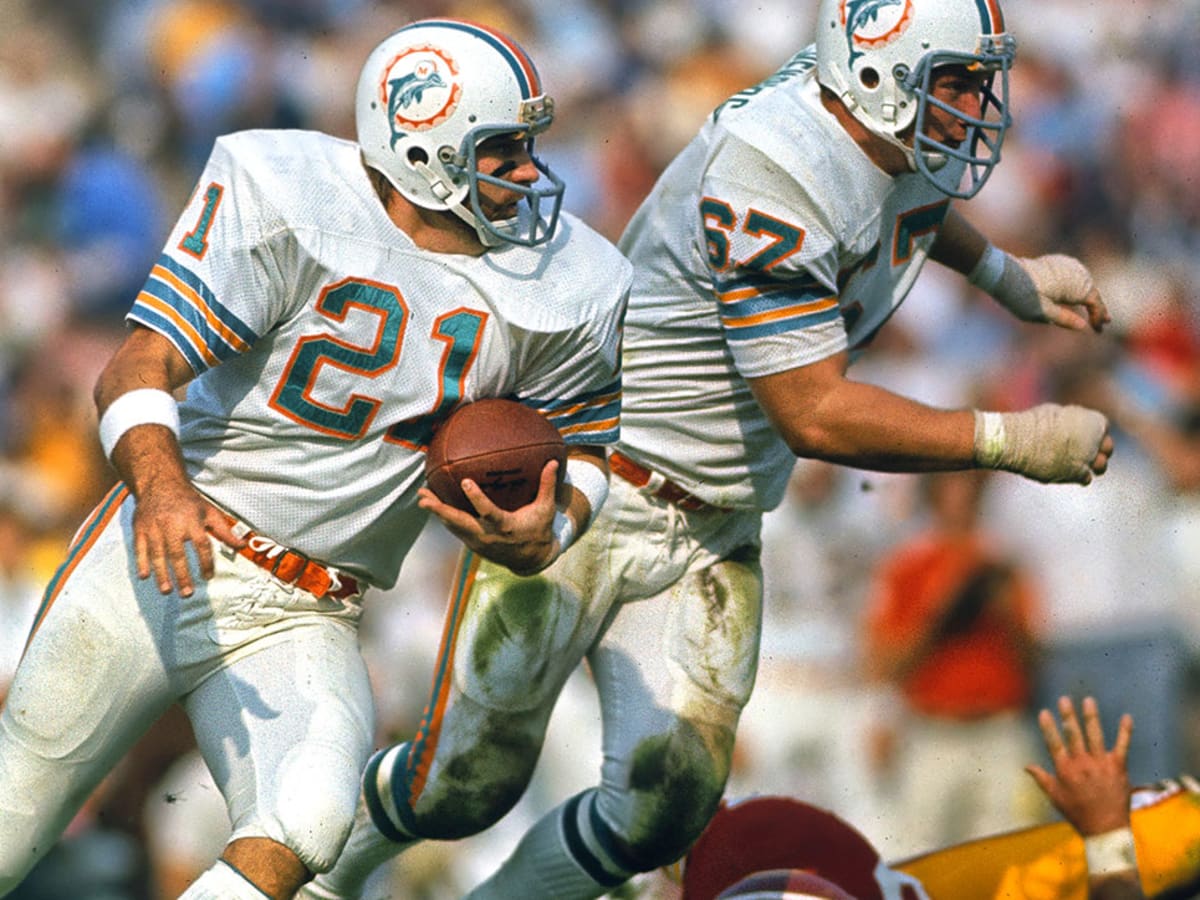 Larry Csonka on the '72 Dolphins and NFL perfection: 'I guard it