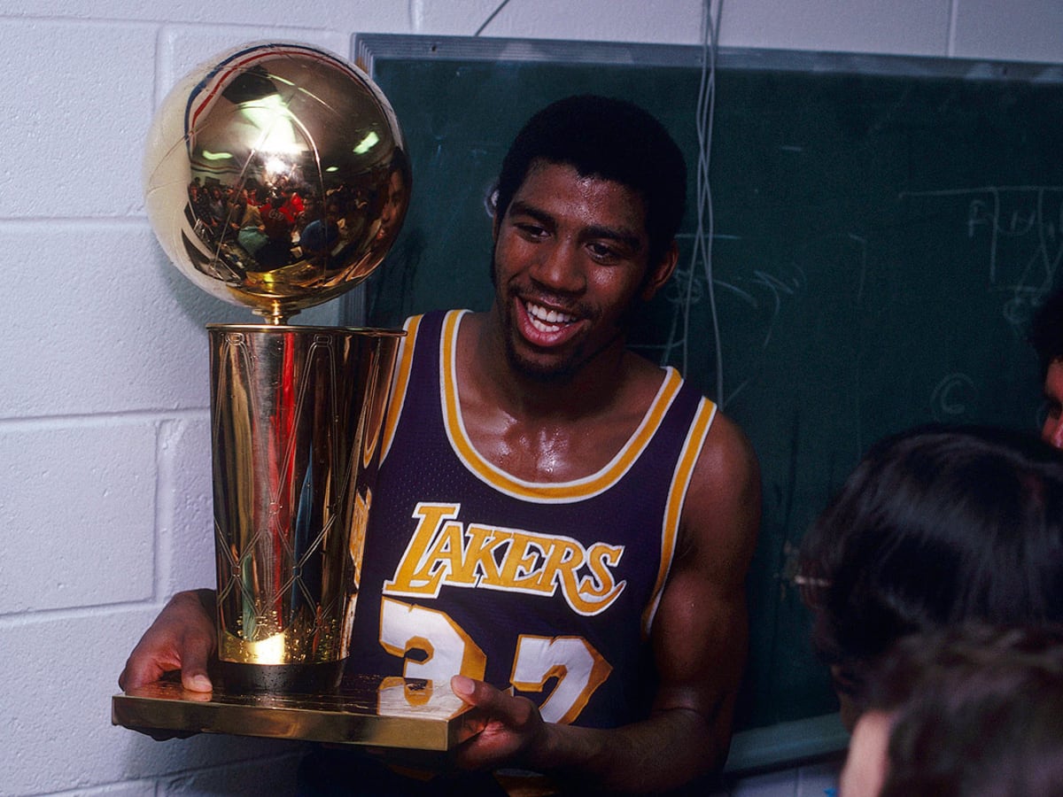 Magic johnson best sale number of championships