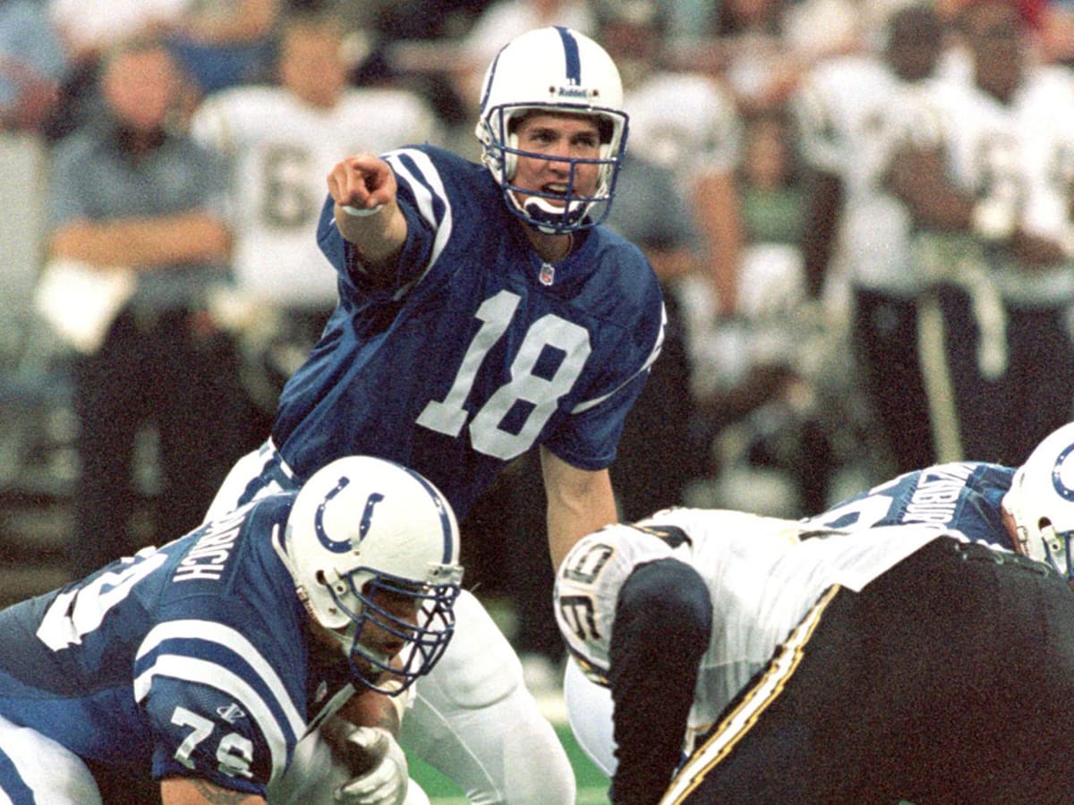 Peyton Manning lives up to pedigree in 99 season with Colts