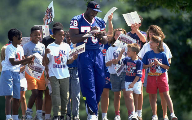 Bruce Smith dedicated to bringing Buffalo Bills a Super Bowl