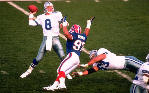 : Troy Aikman - Dallas Cowboys - Super Bowl XXVII Champions! -  Sports Illustrated - February 8, 1993 - Buffalo Bills - SI : Collectibles &  Fine Art