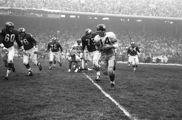 Y.A. Tittle Classic SI Photos - Sports Illustrated Vault