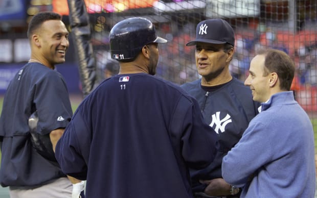 Jorge Posada apologizes to Yankees management after Saturday's dispute 