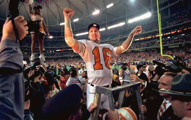 Peyton Manning adds a new title - professor at his alma mater, Tennessee