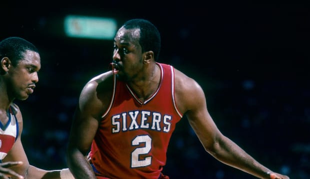SI Photo Blog — Moses Malone of the Houston Rockets drives to the