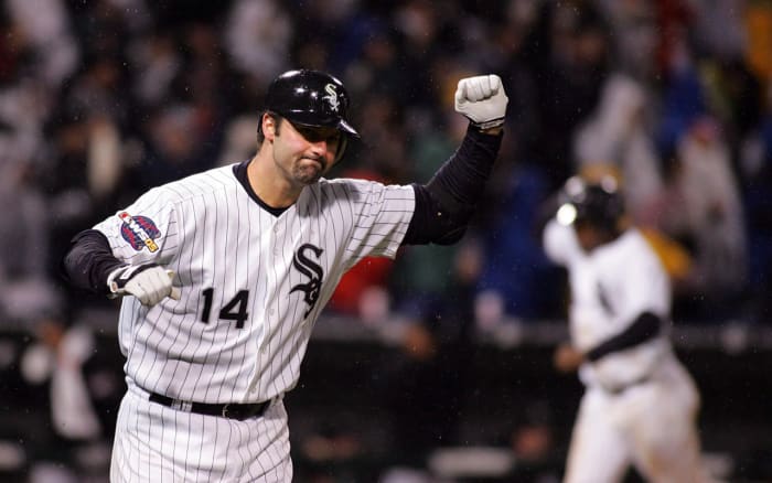 paul-konerko-vault.jpg