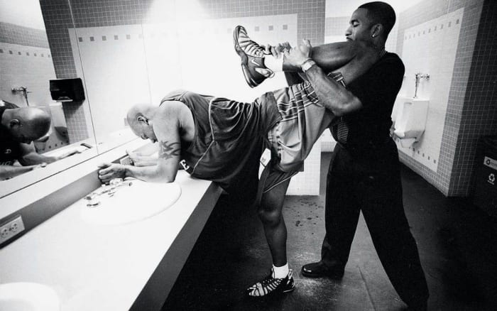 jamal-mashburn-stretching-behind-closed-doors-vault.jpg