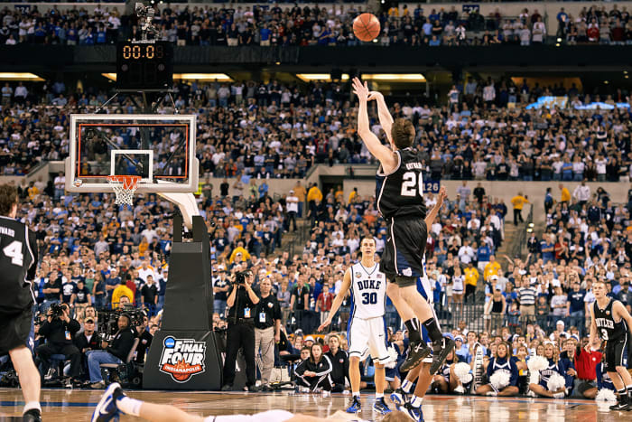 gordon-heyward-half-court-shot.jpg