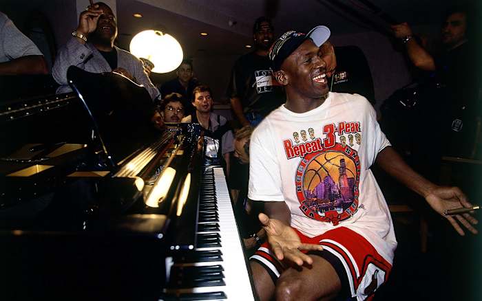 michael-jordan-1998-bulls-vault.jpg