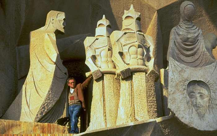 sabirachs-sagrada-familia-statuary.jpg