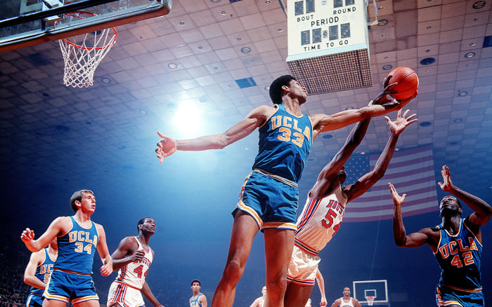 kareem-abdul-jabbar-si-vault-sportsman-issue-3.jpg