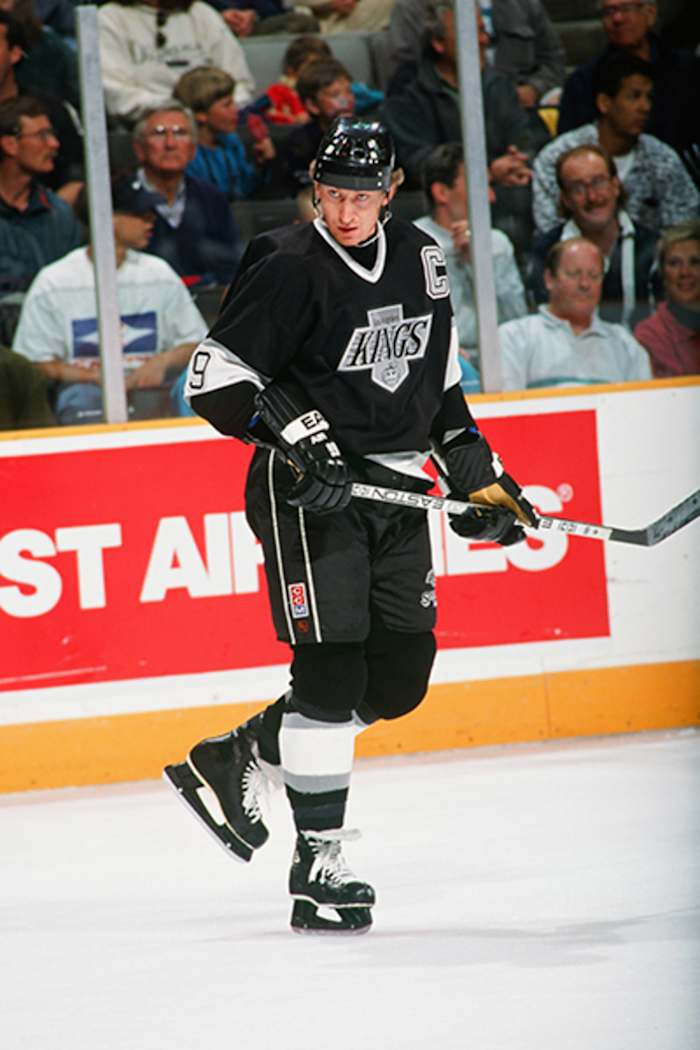 gretzky skates kings.jpeg