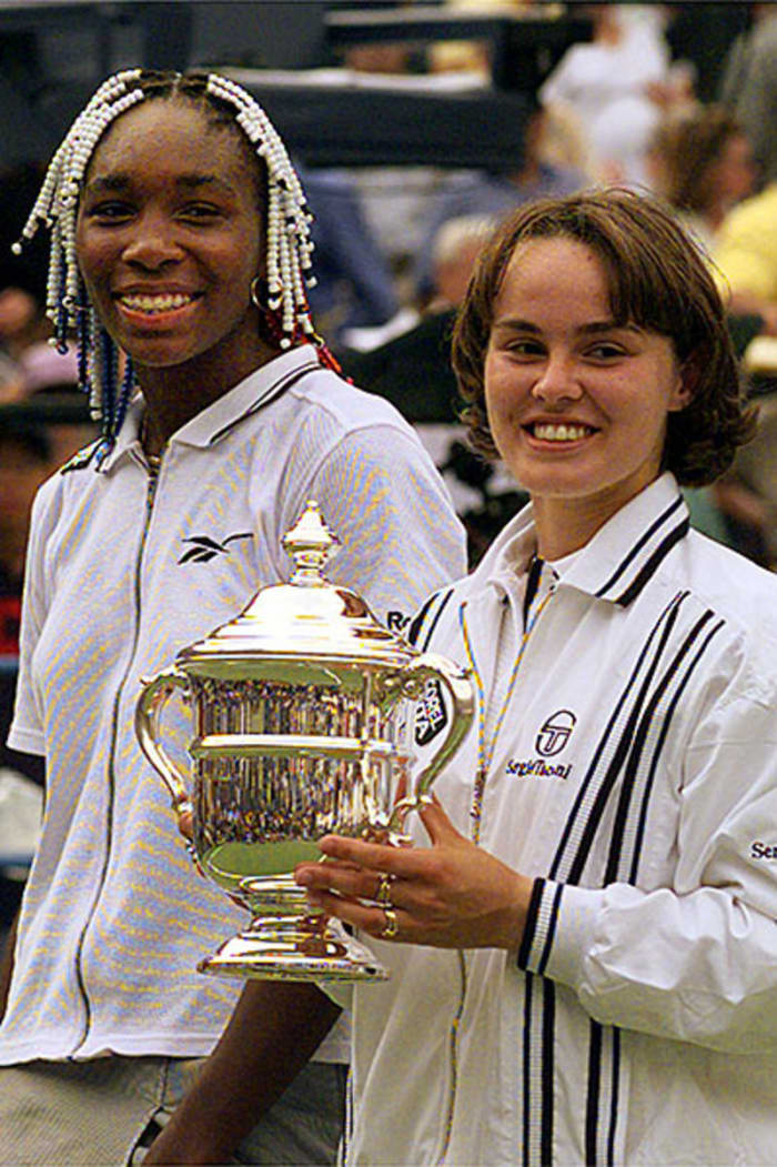venus-hingis-399-vault.jpg