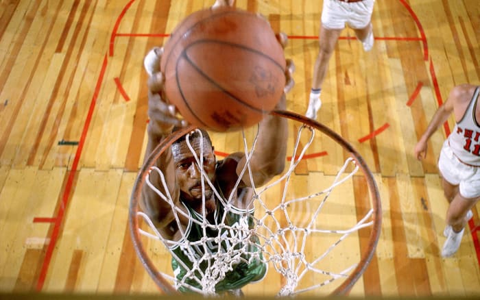 bill-russell-vault3.jpg