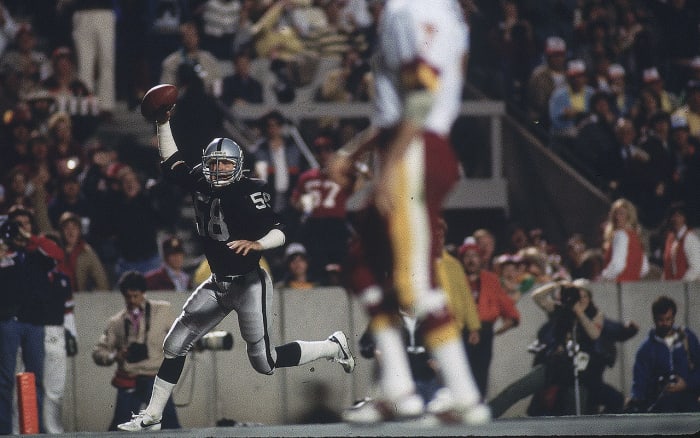jack-squirek-raiders-superbowl-vxiii-1984-si-2180.jpg