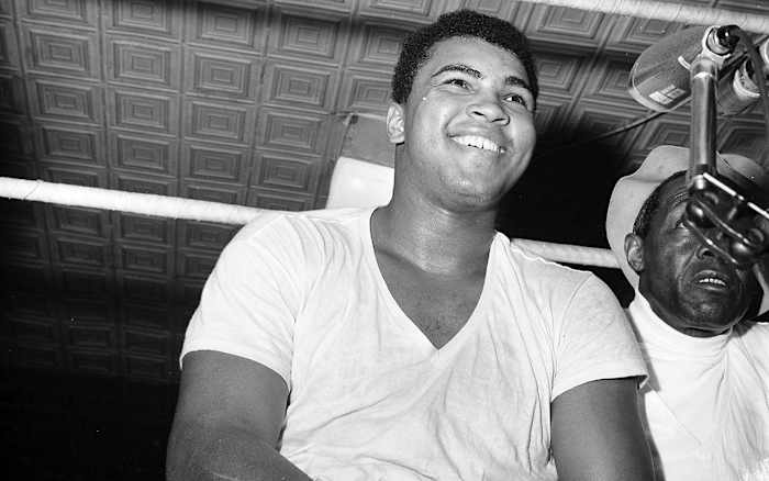 ali-1965-prefight.jpg