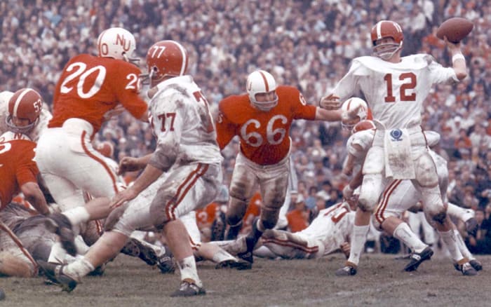 nebraska-alabama-vault.jpg