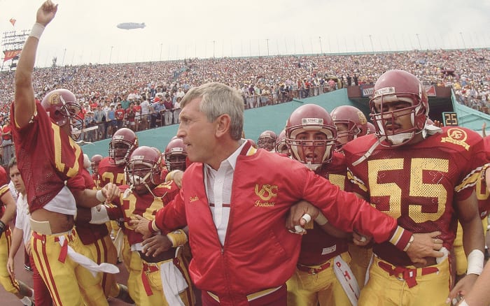 usc-football-boosters.jpg