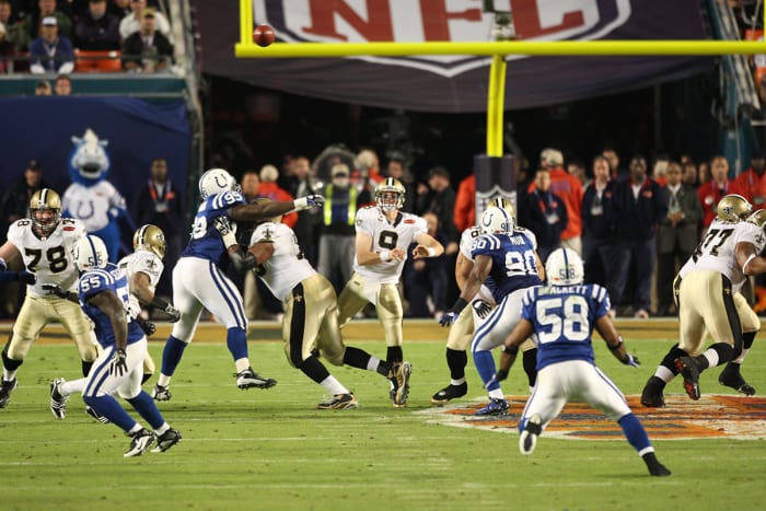 brees-super-bowl-throw-vault.jpg