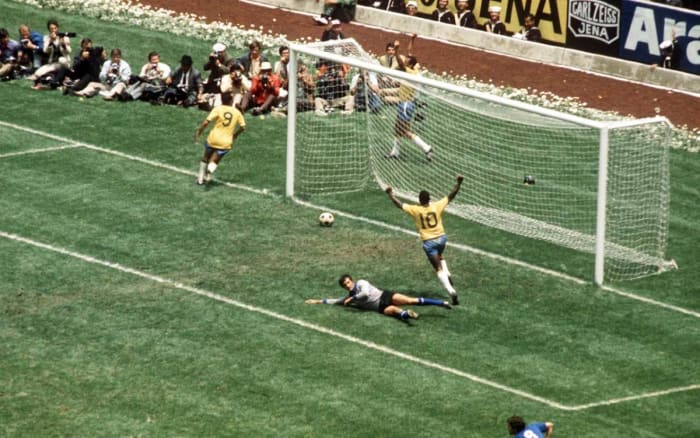 carlos-alberto-1970-thatgoal-vault.jpg