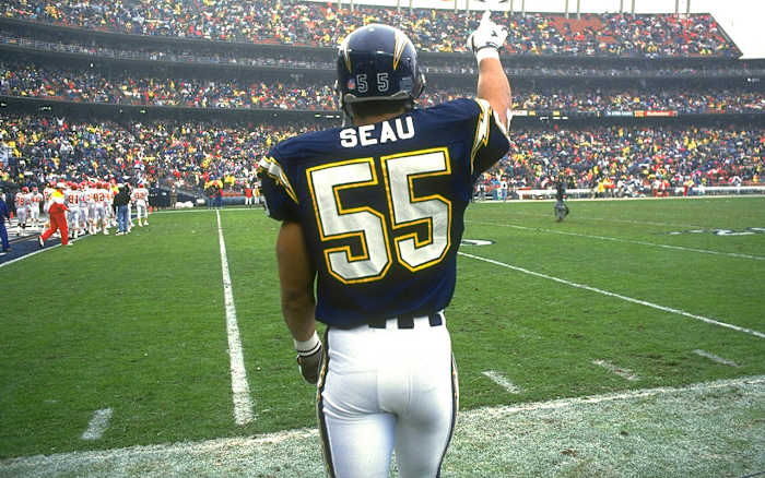 junior-seau-san-diego-chargers.jpg