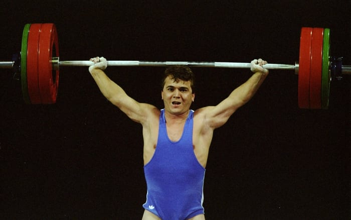 naim-suleymanoglu-1992-olympics.jpg