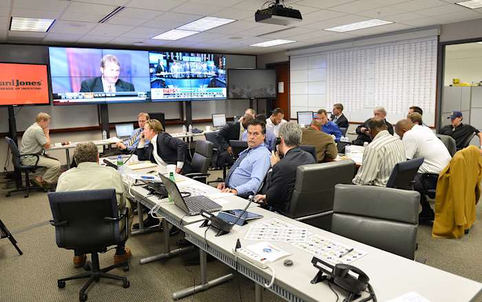 rams-draft-room.jpg