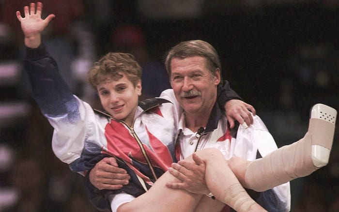 kerri-strug-1996-vaultlead.jpg