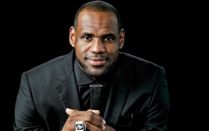 lebronjames-sportsman-vaultlead.jpg