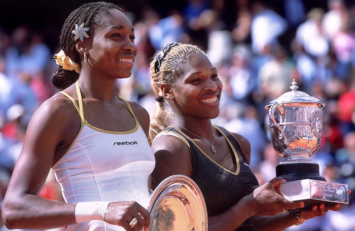 Venus-Serena-2002-trophies